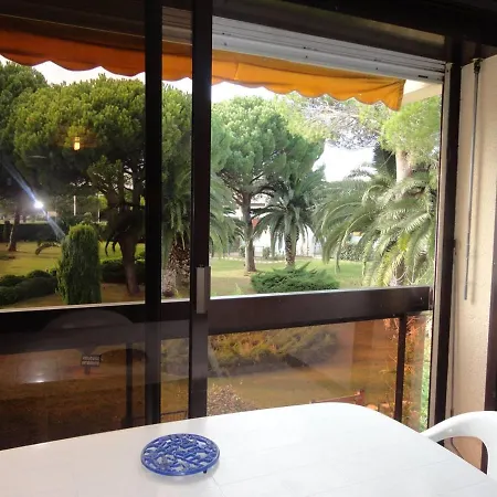 Apartment 4 Pers Proche Avec Parking - Fr-1-307-114 Le Grau-du-Roi